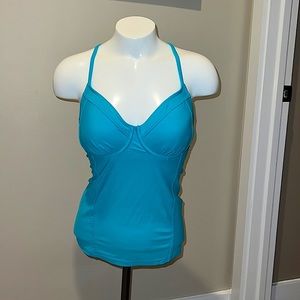 Athleta Women’s tankini top